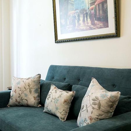 Best House, Larisis Metro, Athens Atenas Exterior foto
